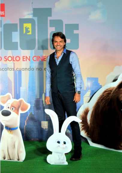 Eugenio Derbez da voz al pequeño pero agresivo conejo Snowball