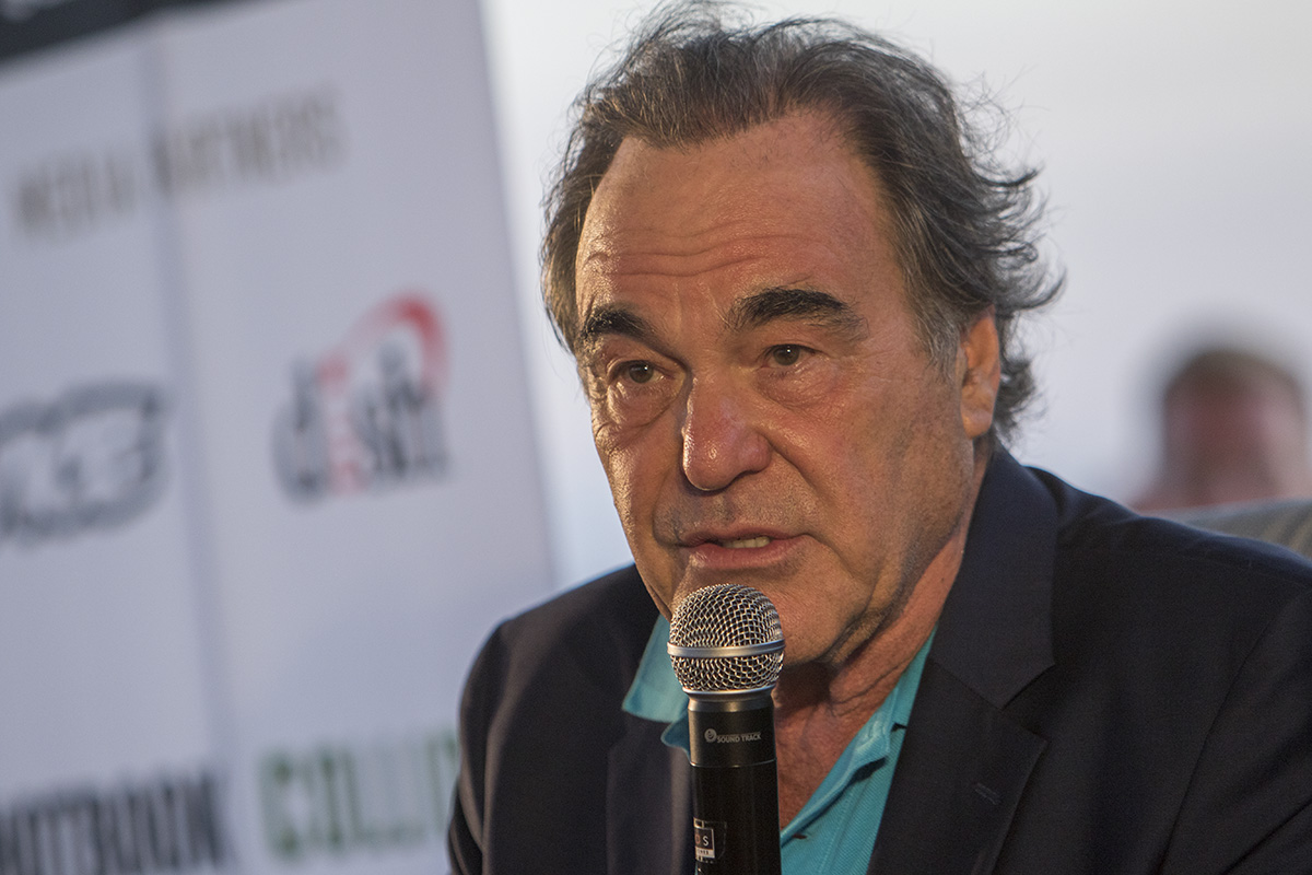 Oliver Stone se encuentra en México