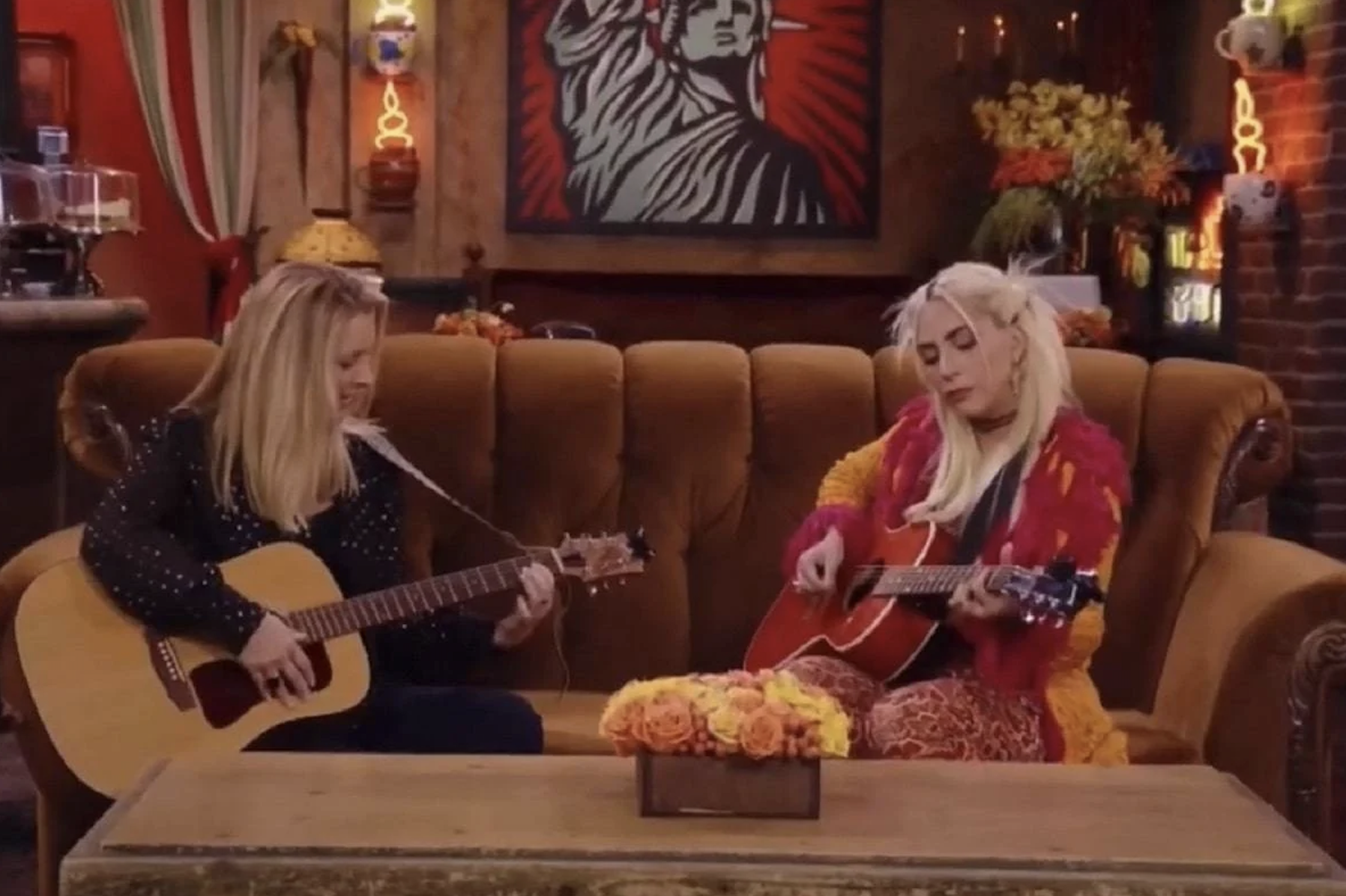 Lisa Kudrow y Lady Gaga